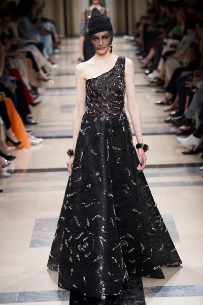 Look 33